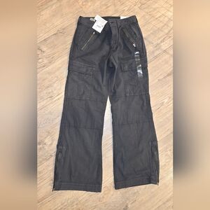 American Eagle Black Cargo Pants with Zipper Details